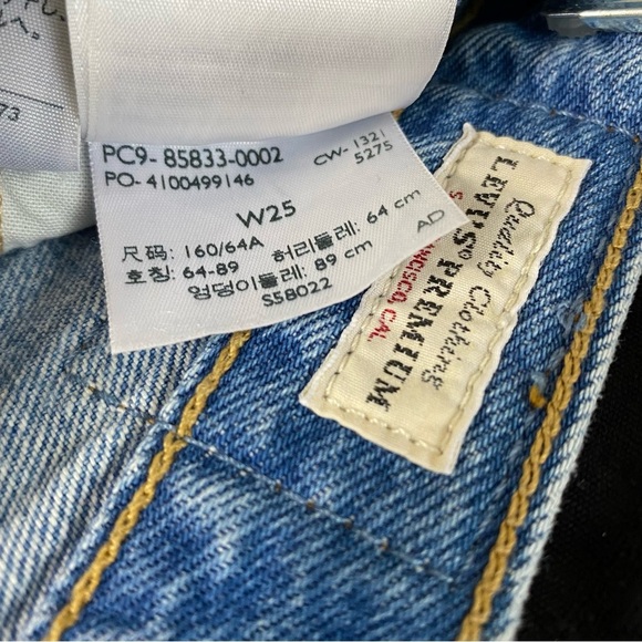 Levi's® Premium 501® Mid Thigh Women’s Shorts 25 Medium Wash - Picture 4 of 7